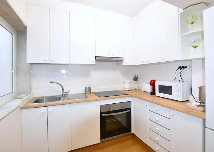 Piso En Centro * Pontevedra