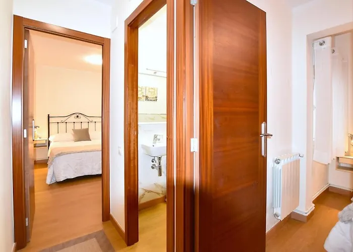 Piso En Centro * Pontevedra